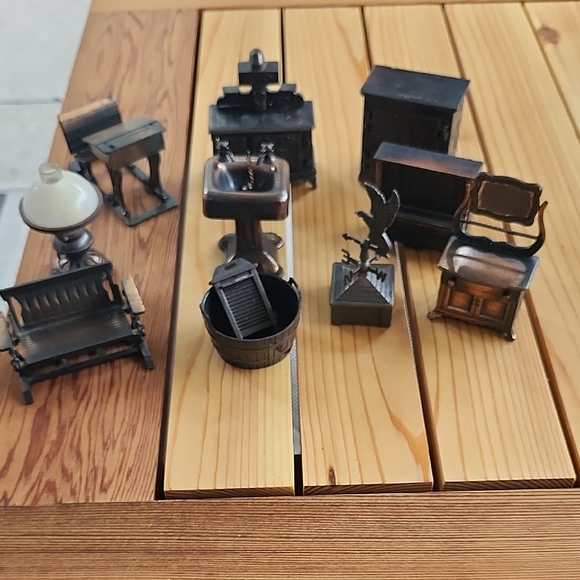 Durham Industries Other - Miniature Dollhouse Furniture Set - Bronze Metal Finish